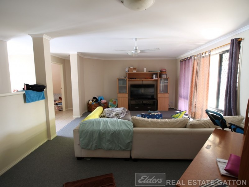 33 Davis Crescent, Gatton QLD 4343