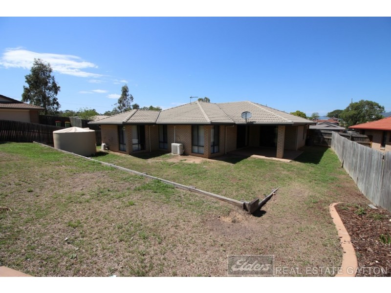 10 Paige Place, Helidon QLD 4344