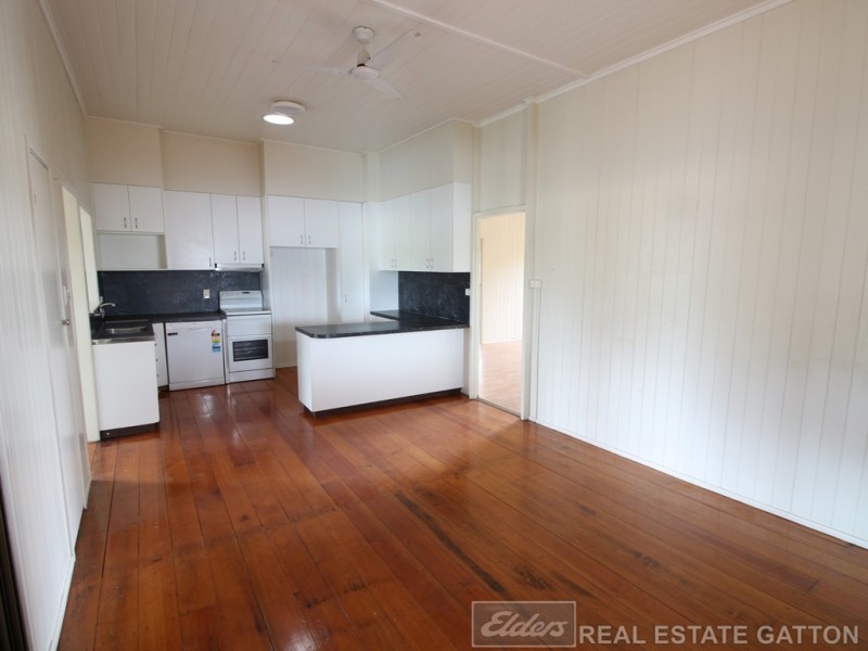 39 Larkin Street, Gatton QLD 4343