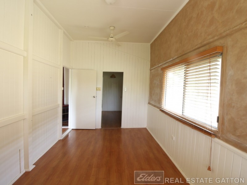 39 Larkin Street, Gatton QLD 4343