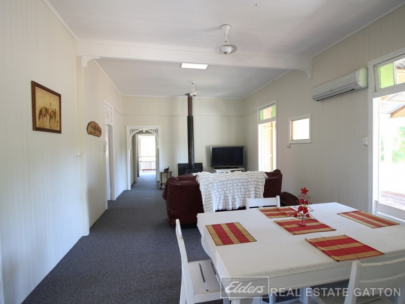 705 Ropeley Rockside Road, Ropeley QLD 4343