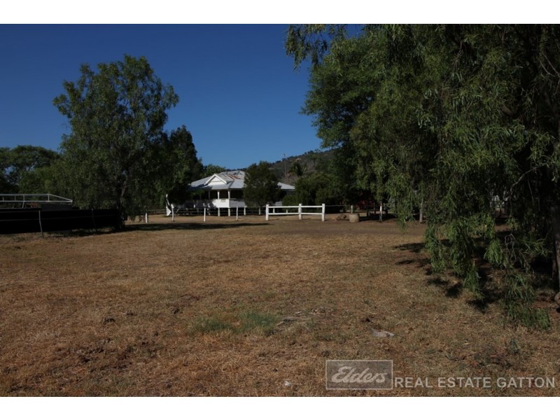 705 Ropeley Rockside Road, Ropeley QLD 4343