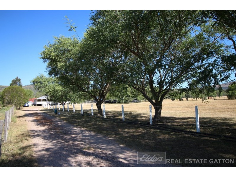 705 Ropeley Rockside Road, Ropeley QLD 4343