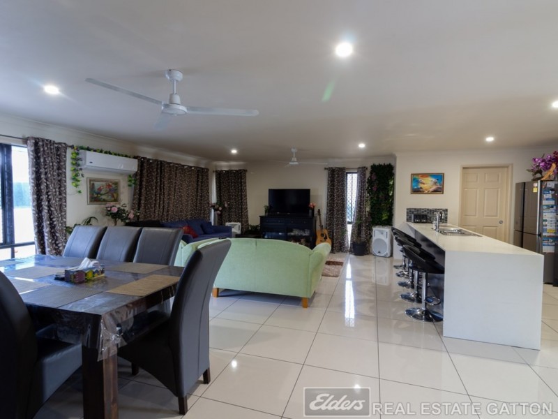 135 Lakes Drive, Laidley Heights QLD 4341