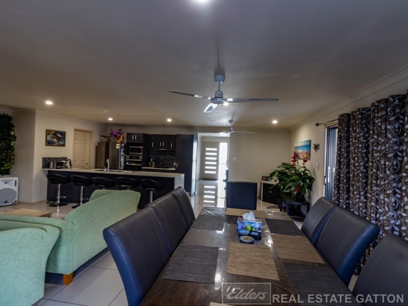 135 Lakes Drive, Laidley Heights QLD 4341