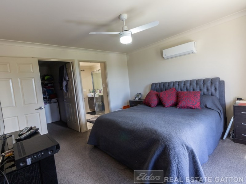 135 Lakes Drive, Laidley Heights QLD 4341