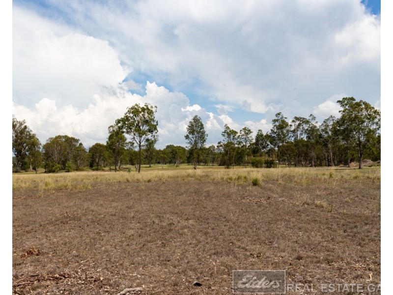 472 Gatton Esk Road, Lake Clarendon QLD 4343