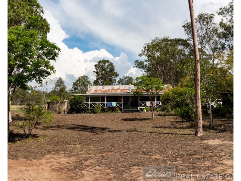 472 Gatton Esk Road, Lake Clarendon QLD 4343