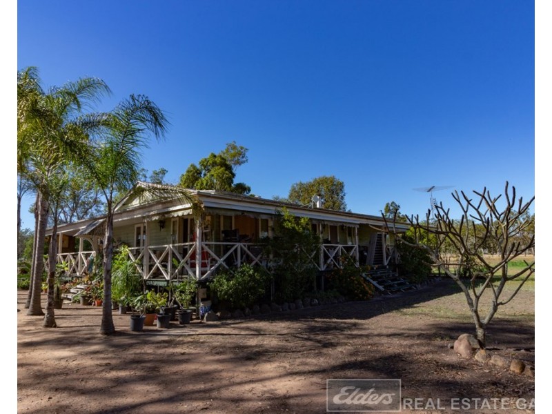 472 Gatton Esk Road, Lake Clarendon QLD 4343