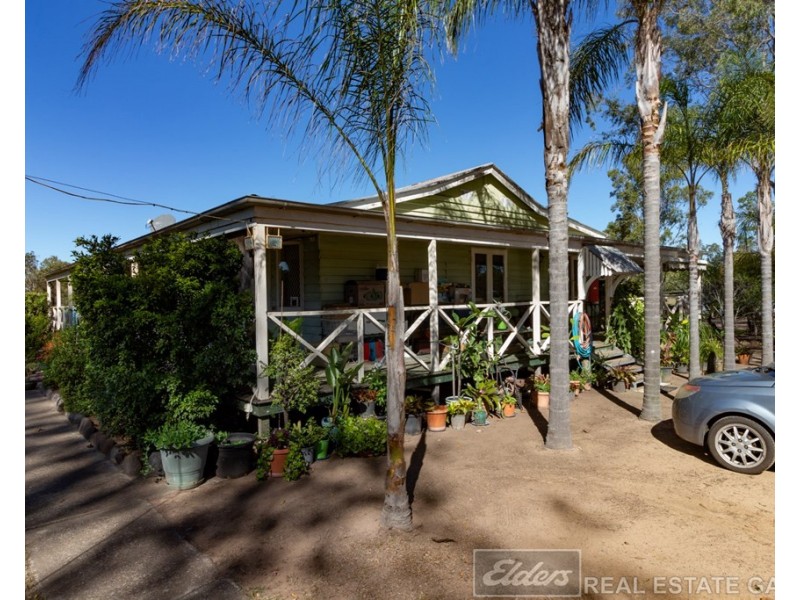 472 Gatton Esk Road, Lake Clarendon QLD 4343