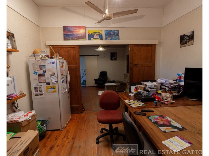 472 Gatton Esk Road, Lake Clarendon QLD 4343