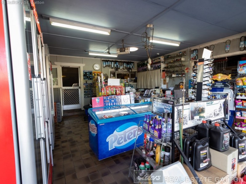 96, 98, 100 Railway Street, Gatton QLD 4343