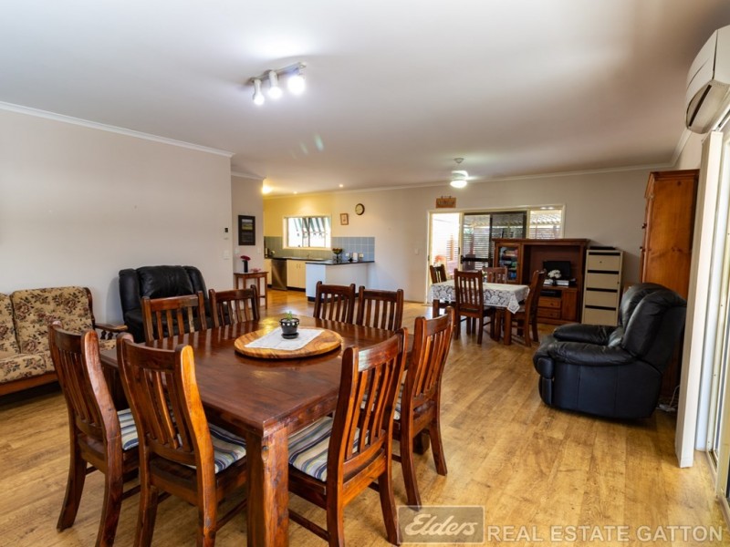 8 Jelisa Place, Placid Hills QLD 4343