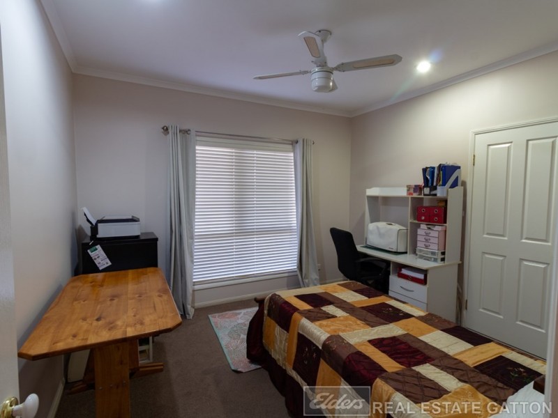 8 Jelisa Place, Placid Hills QLD 4343