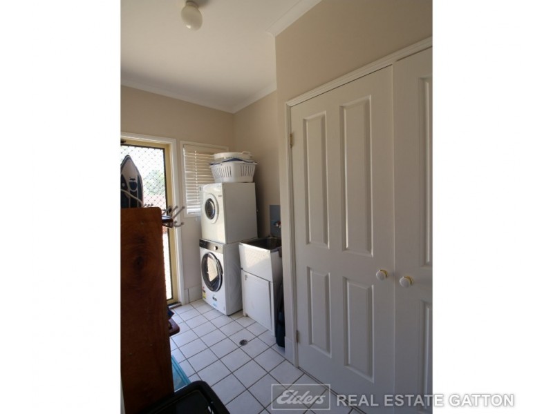 8 Jelisa Place, Placid Hills QLD 4343