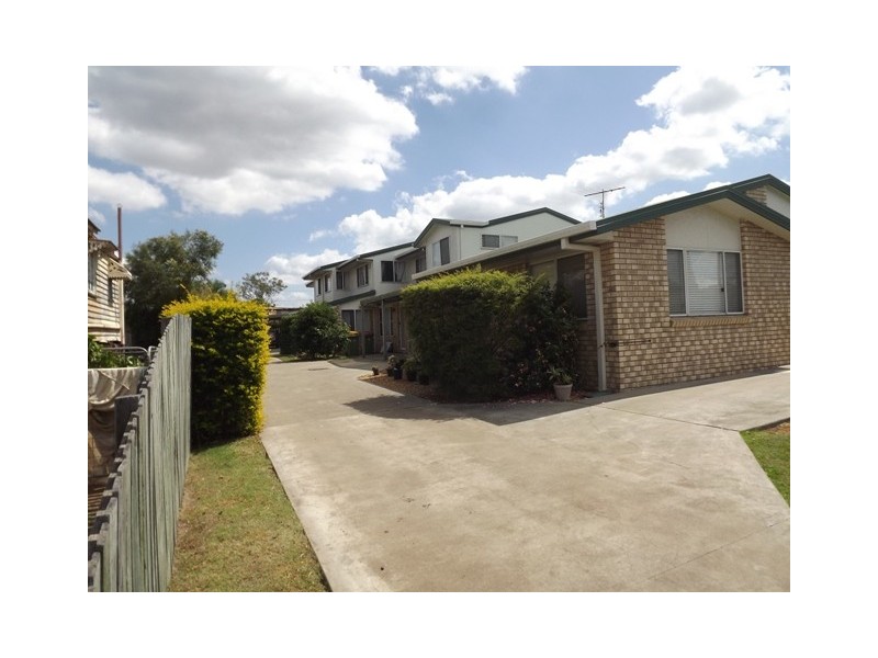 3/7 Allan St, Gatton QLD 4343