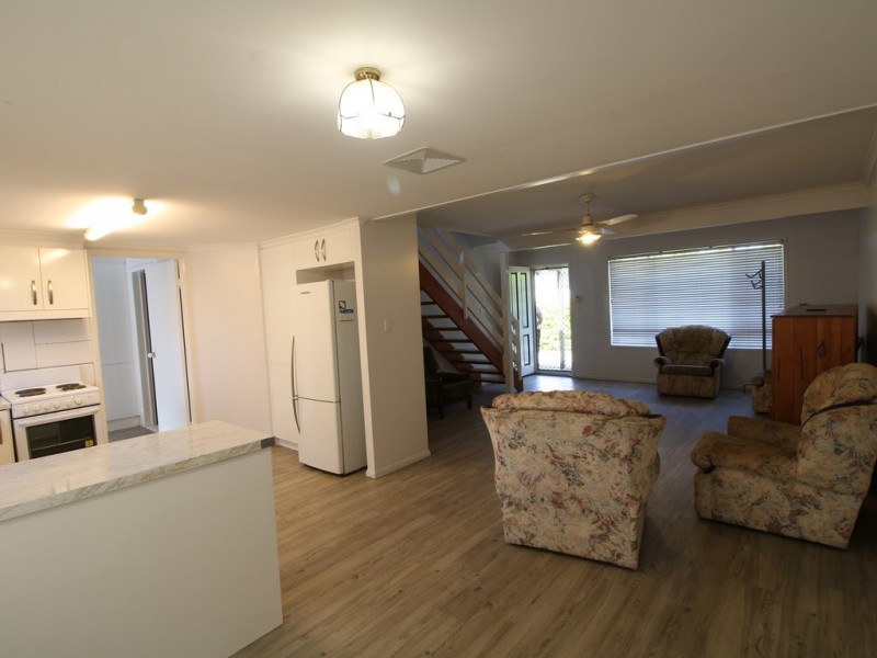 2/7 Allan St, Gatton QLD 4343