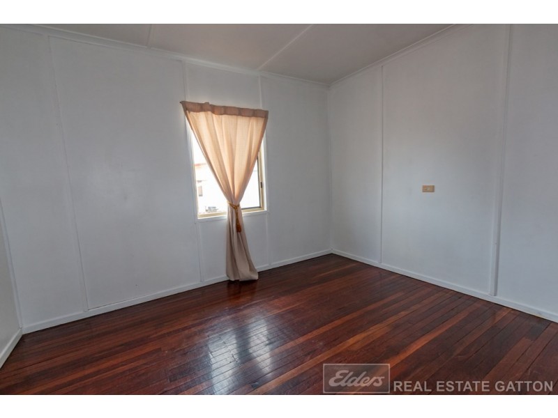 13 FIELDING, College View QLD 4343