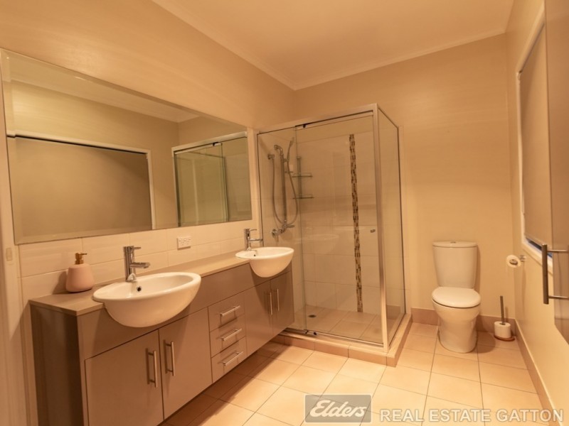 117 Brigalow St, Placid Hills QLD 4343