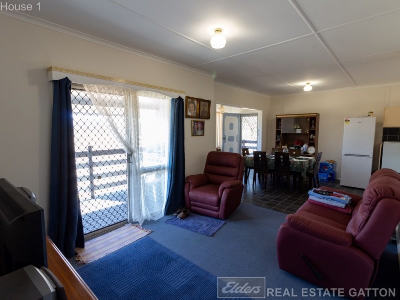16 Court Ave South, Prenzlau QLD 4311