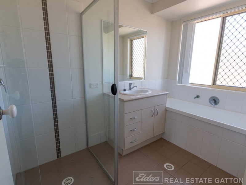 6 Boysen Court, Adare QLD 4343