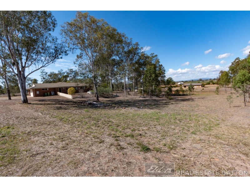 6 Boysen Court, Adare QLD 4343