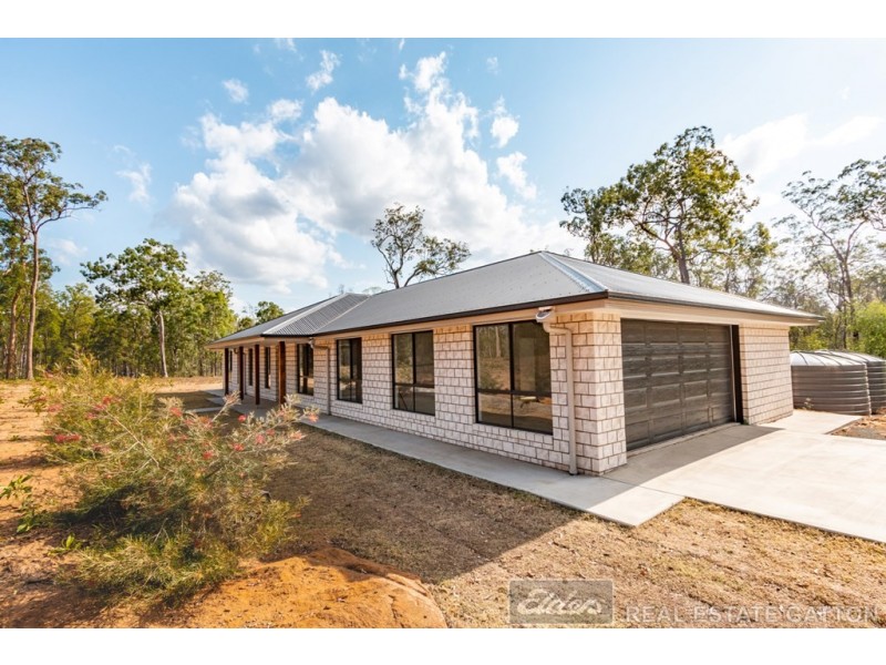 11 Royal Drive, Mount Hallen QLD 4312