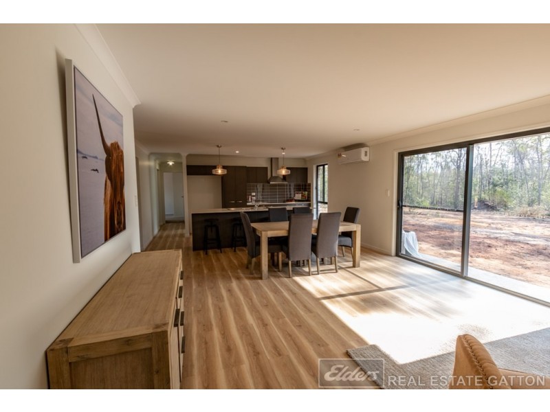 11 Royal Drive, Mount Hallen QLD 4312