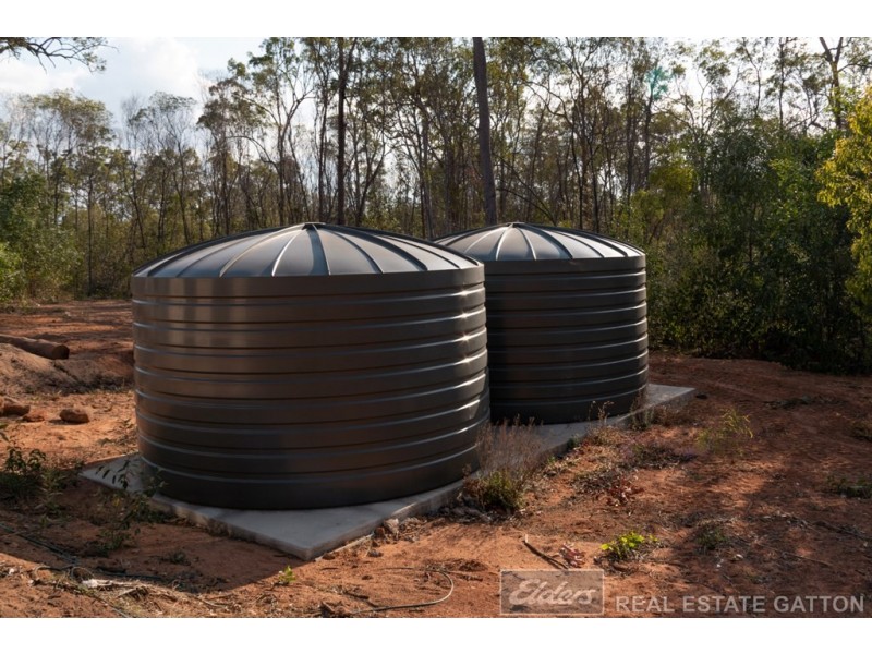 11 Royal Drive, Mount Hallen QLD 4312