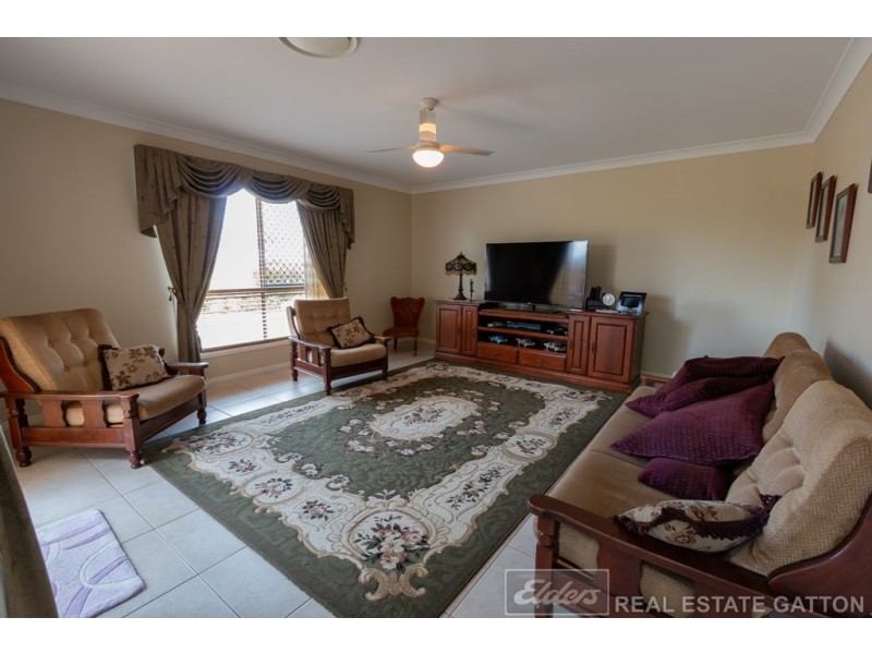 45 Parklea Drive, Placid Hills QLD 4343