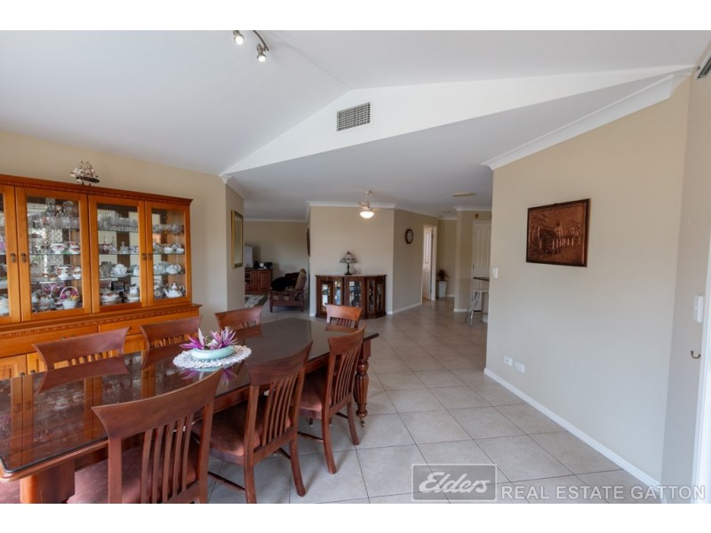 45 Parklea Drive, Placid Hills QLD 4343