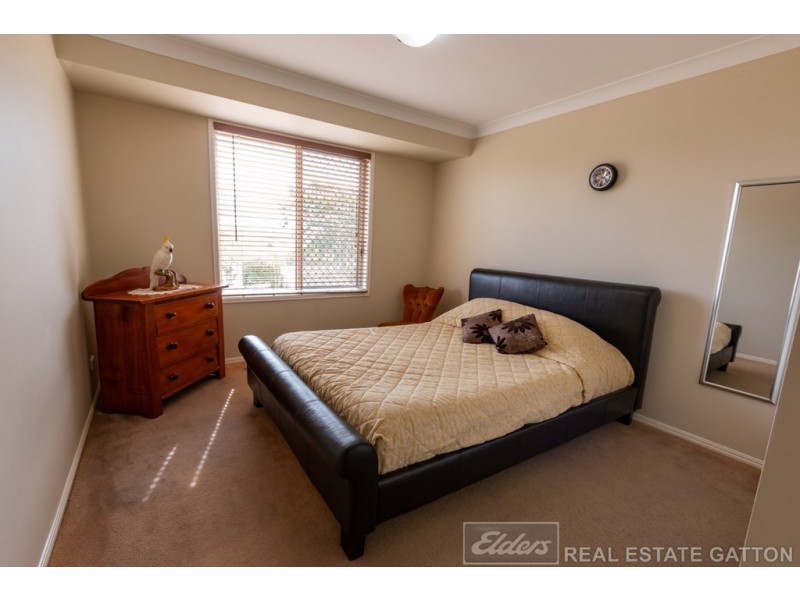 45 Parklea Drive, Placid Hills QLD 4343