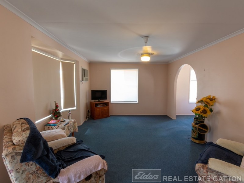 38 Hunter Street, Gatton QLD 4343