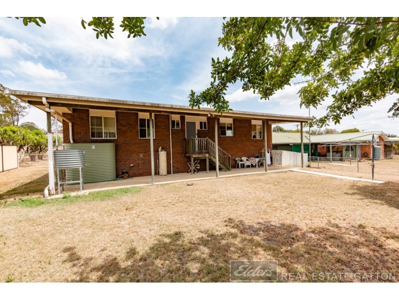 38 Hunter Street, Gatton QLD 4343