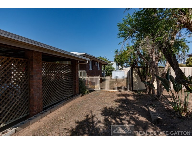 38 Hunter Street, Gatton QLD 4343