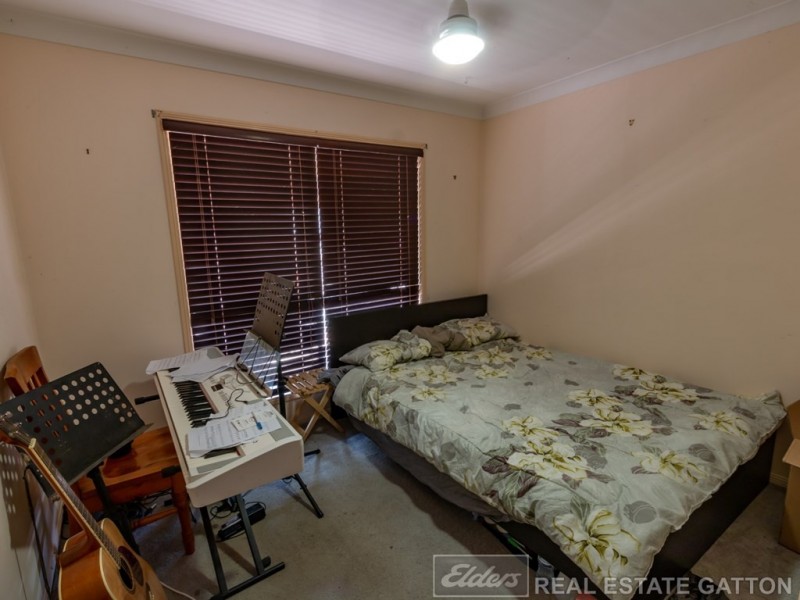 12 Lewis Court, Lockyer Waters QLD 4311