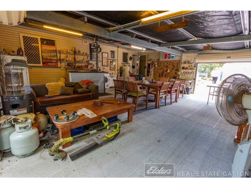 8 Peters Street, Gatton QLD 4343