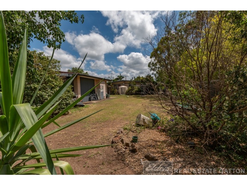 8 Peters Street, Gatton QLD 4343