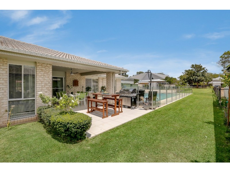 11 Piccadilly Lane, Helidon QLD 4344