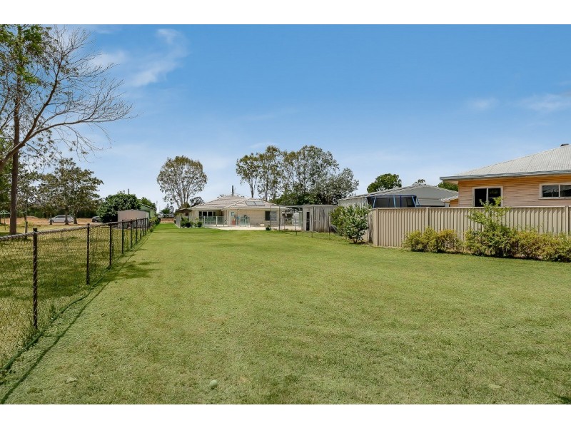 11 Piccadilly Lane, Helidon QLD 4344