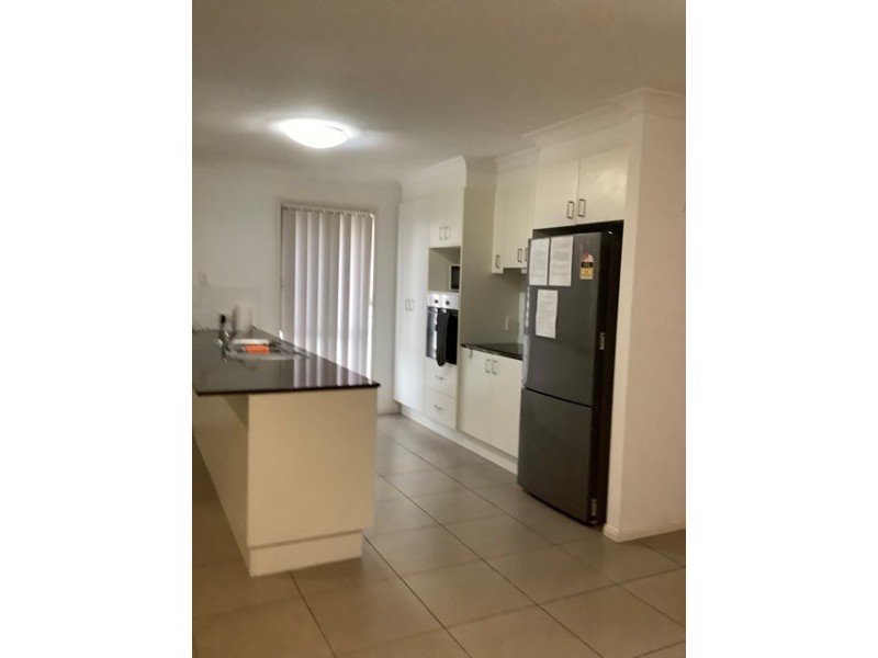 7 OXFORD COURT, Laidley QLD 4341