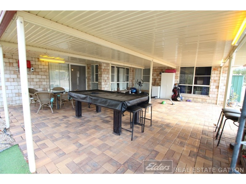10 Parklea Drive, Placid Hills QLD 4343