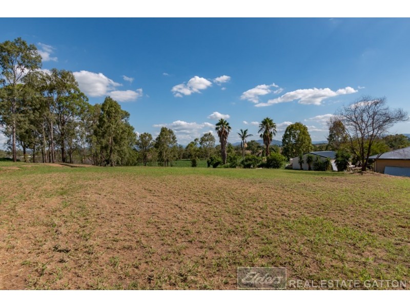 57 Parklea Drive, Placid Hills QLD 4343