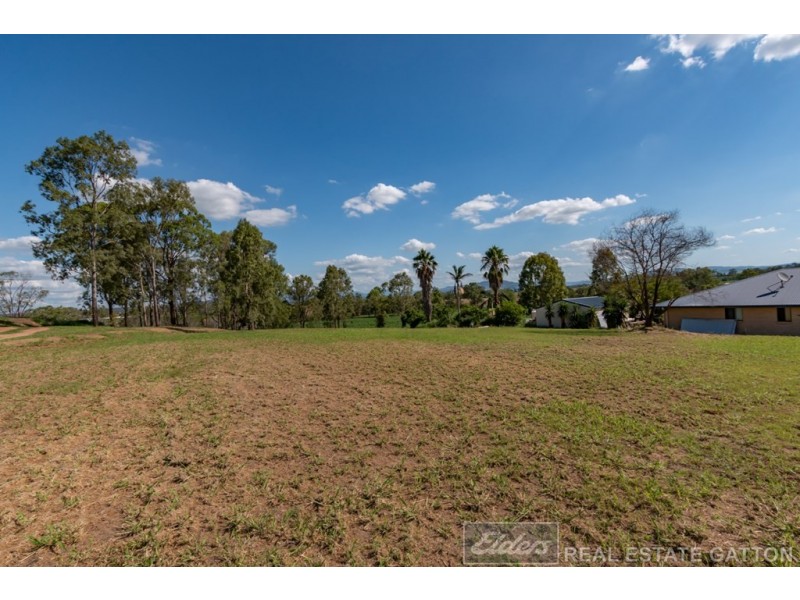 57 Parklea Drive, Placid Hills QLD 4343