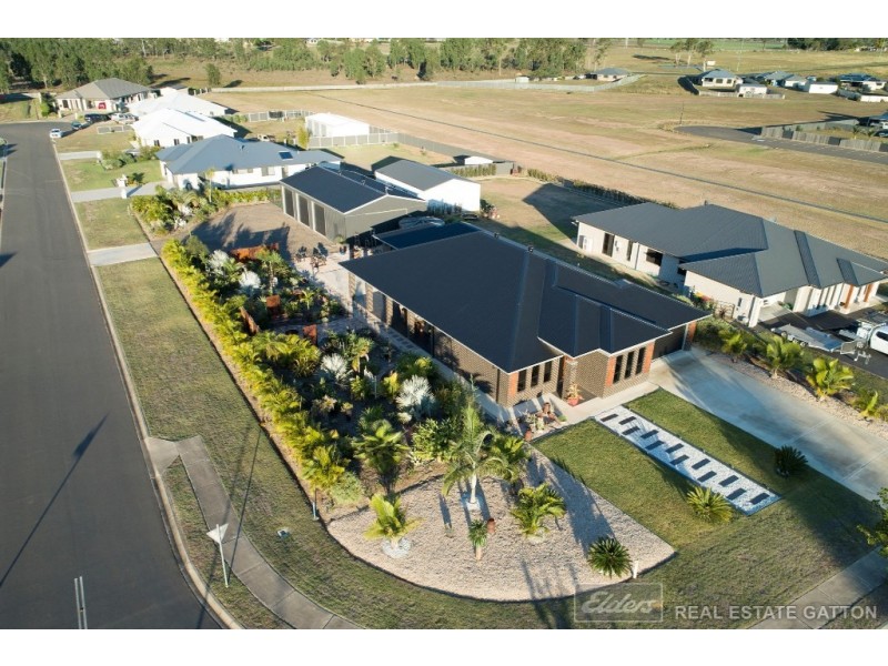 40 Placid Drive, Placid Hills QLD 4343