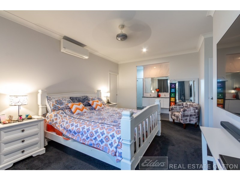 40 Placid Drive, Placid Hills QLD 4343