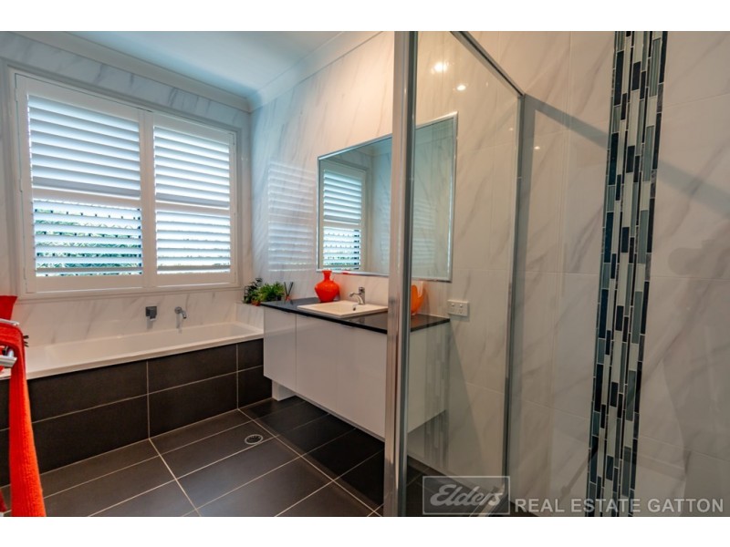 40 Placid Drive, Placid Hills QLD 4343