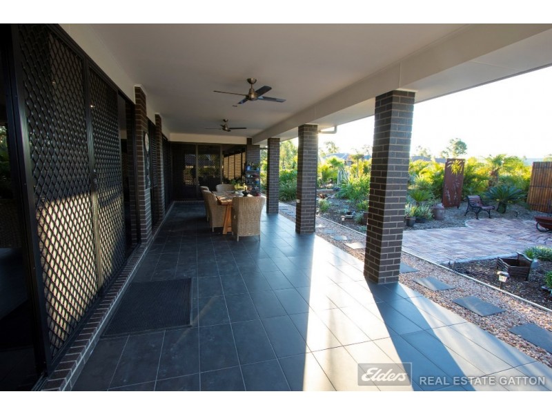 40 Placid Drive, Placid Hills QLD 4343