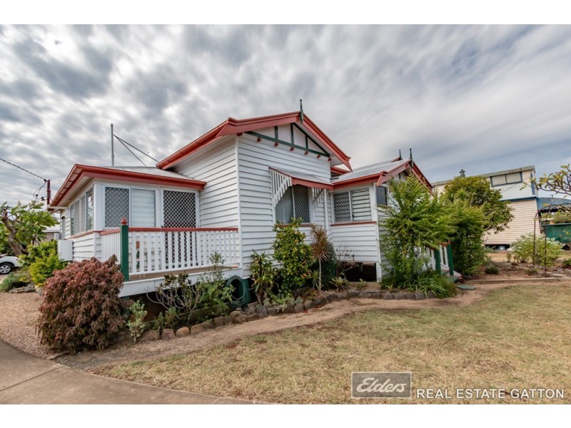 2 Hallas Street, Gatton QLD 4343