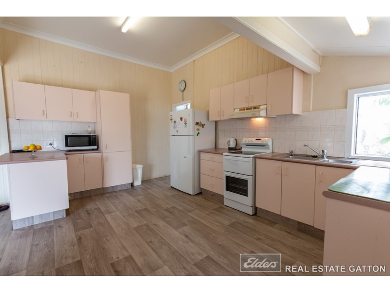 2 Hallas Street, Gatton QLD 4343